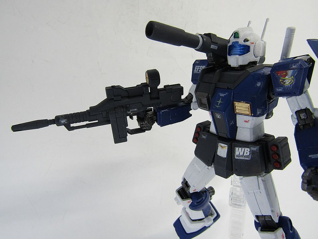 バズーカを撃ち切ったらビームライフルで。