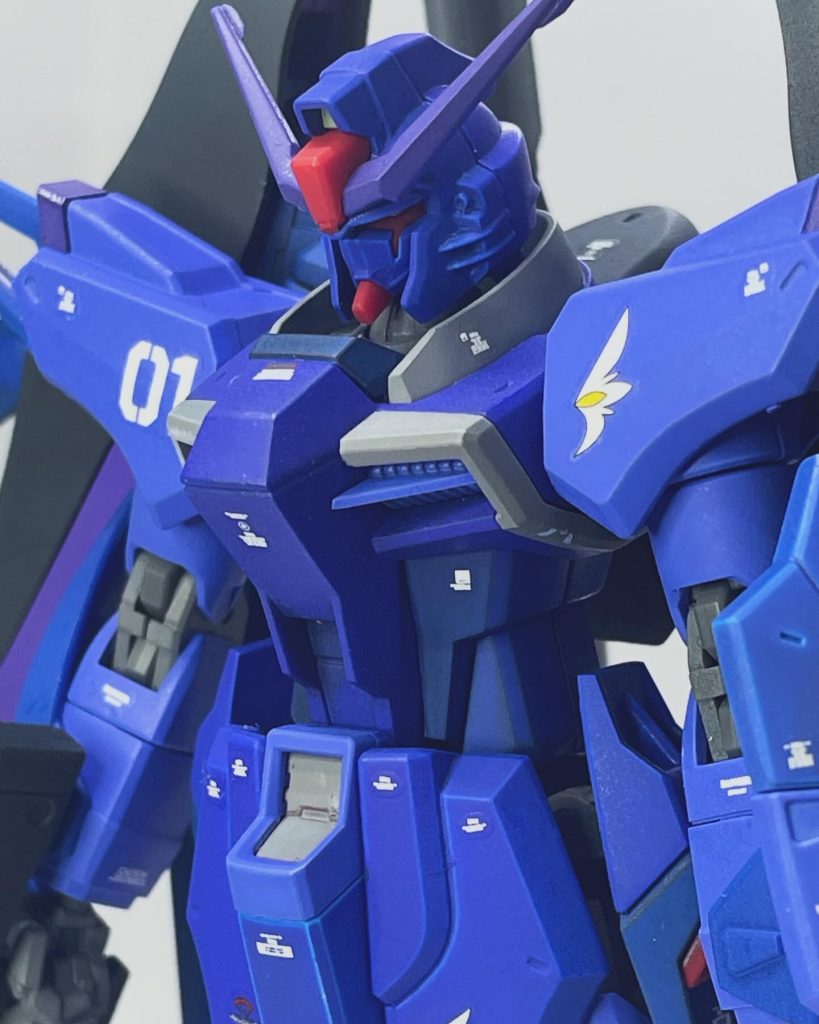 SEED系ガンプラ制作は今回で3つ目になりますが、やっぱり現行のHGシリーズだけあって制作難易度は引くサクサク組めました。合わせ目消しも一切やっていません。
