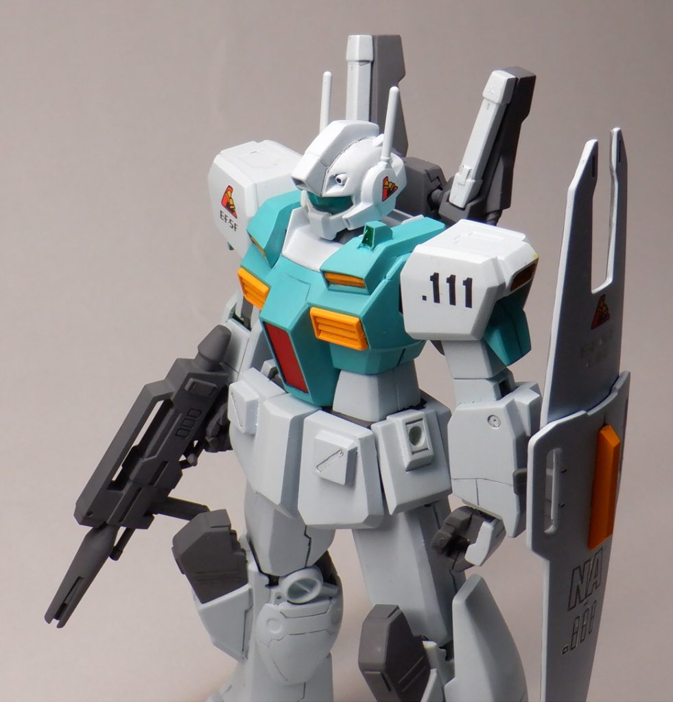 胸センサーは増設ダクト上に移設されています。