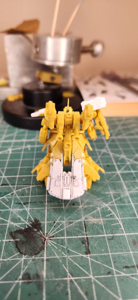 塗装前、後ろ姿