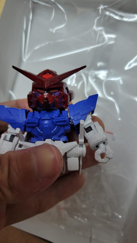 今回の改造では、前回と同じ改造方法（工場調色）で足元を改造してみました。