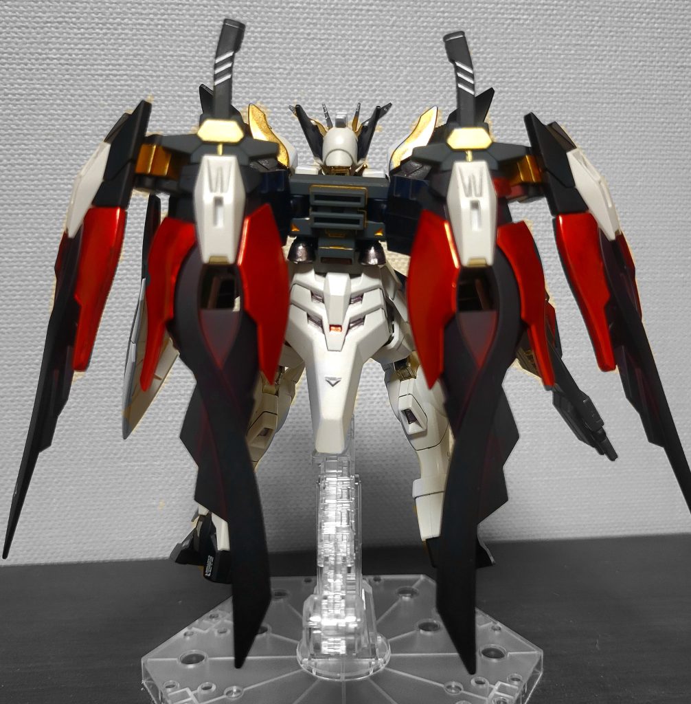 次はもう少し色を増やしてみようと思います。ダブルオーライザーを手に入れたので、頑張ります。