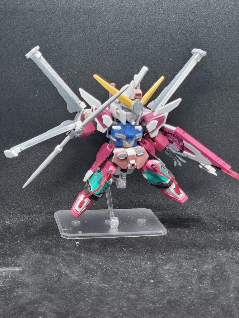 塗装前写真ベースはSDCSのライジングフリーダム