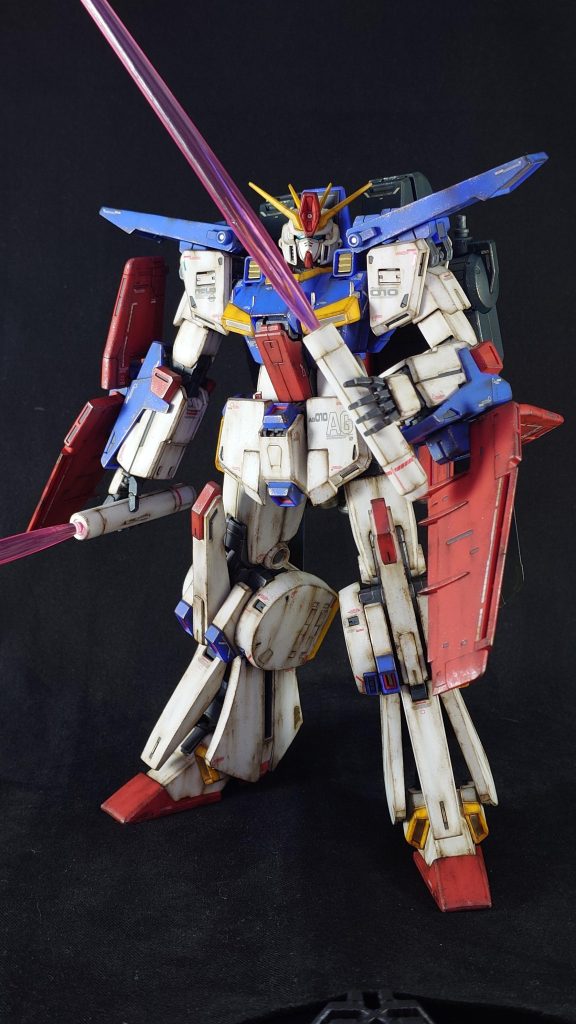 ダブルビームサーベル…極太過ぎてちゃんと握れてません!?