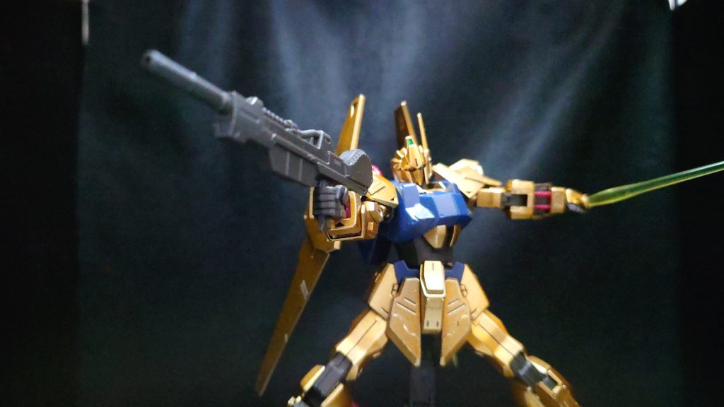 箱絵風のポーズで