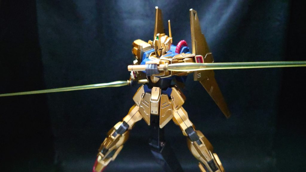 セイバーをバラバラにした時のフリーダム風のポーズで