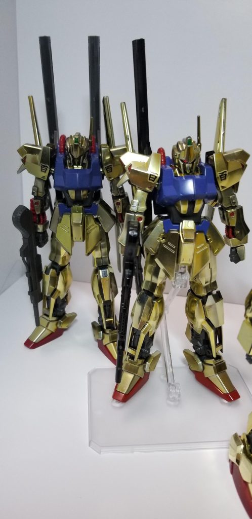 前作アンダーホワイトからのボーンミラーとの比較。輝度が上がり、白金感が出ています。