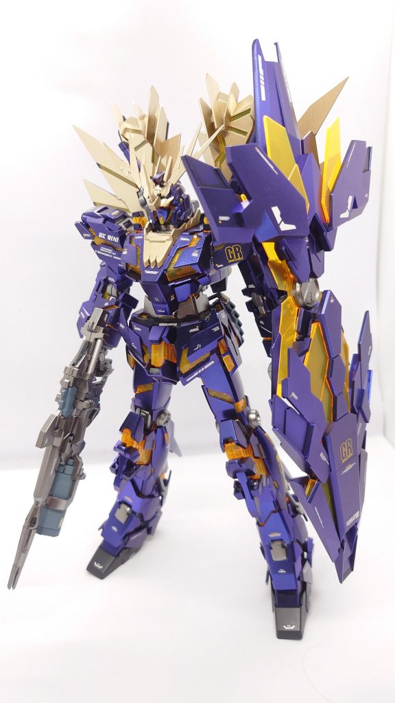 それにしても足が長い