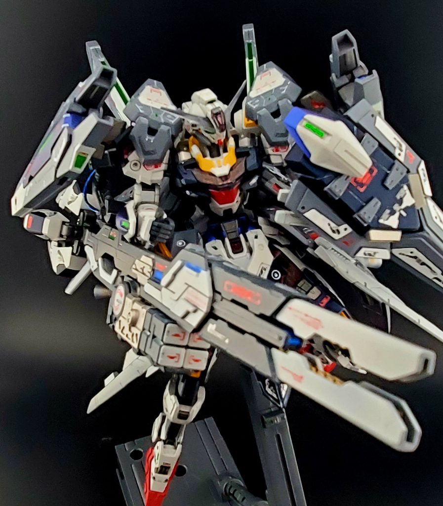 ごちゃごちゃ盛ってしまったので可動域なんてほぼありません。