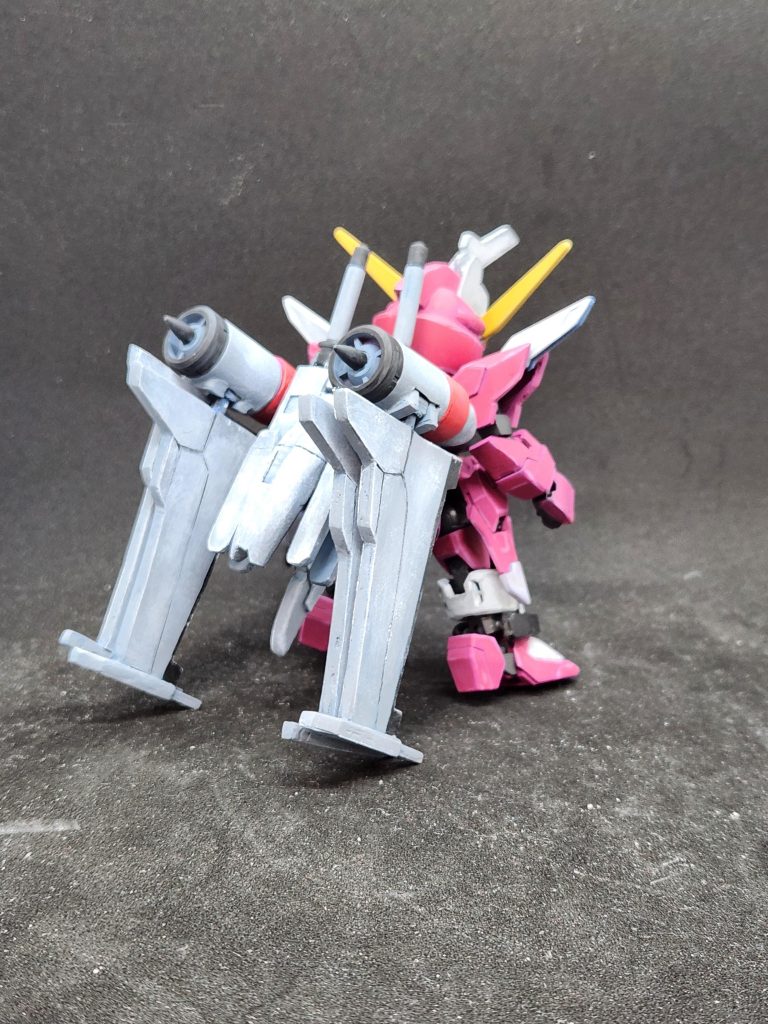 背中細かいディティールは勘弁