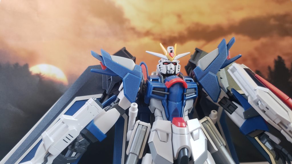 最初ライジングと聞いたときに浮かんだイメージが、日の出でした。実は映画まだ見れてないのでこんなシーンないかもですが、あくまでもイメージです。