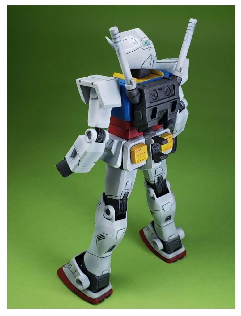 バックショットも、リーフレット同様のアングルにて撮影。