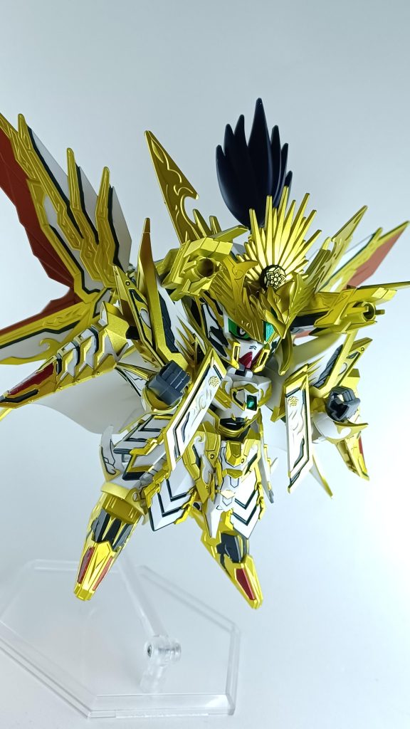 干渉する部分が多く、なかなか動かしづらい所はありますがキャノン砲はある程度前に倒すことも出来ますね(ΦωΦ)