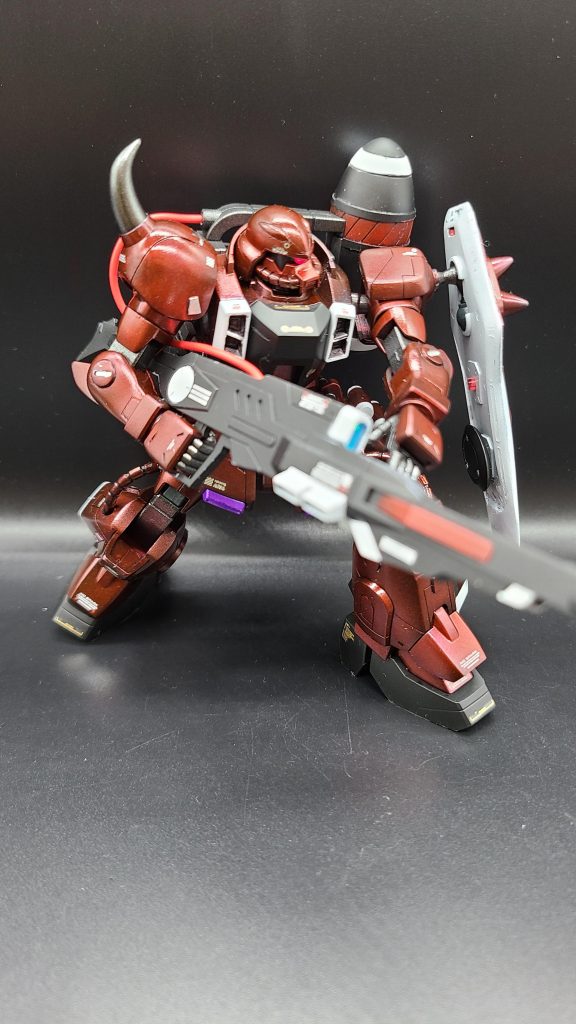 ヘルメット庇の延長スジボリ、プラ板の追加がメインになってます(*^^*)庇を延長したことで顔付きが(๑• ̀д•́ )✧キリッとしたと思います!