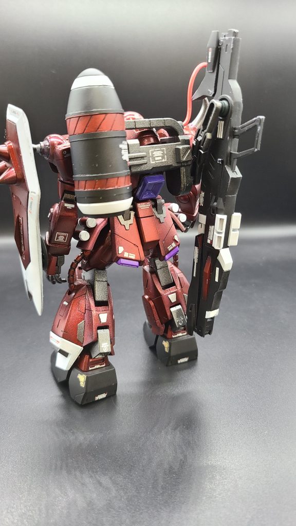 いい感じにゴツくなってると思ってます(((*≧艸≦)ププッ分かりにくいですが、腰部スカートはつや消しのマットキャンディにしてます!実物だと結構差が出てるんですが写真だと分かりにくいですね(^-^;