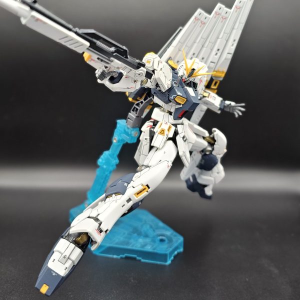 RGニューガンダム　完成