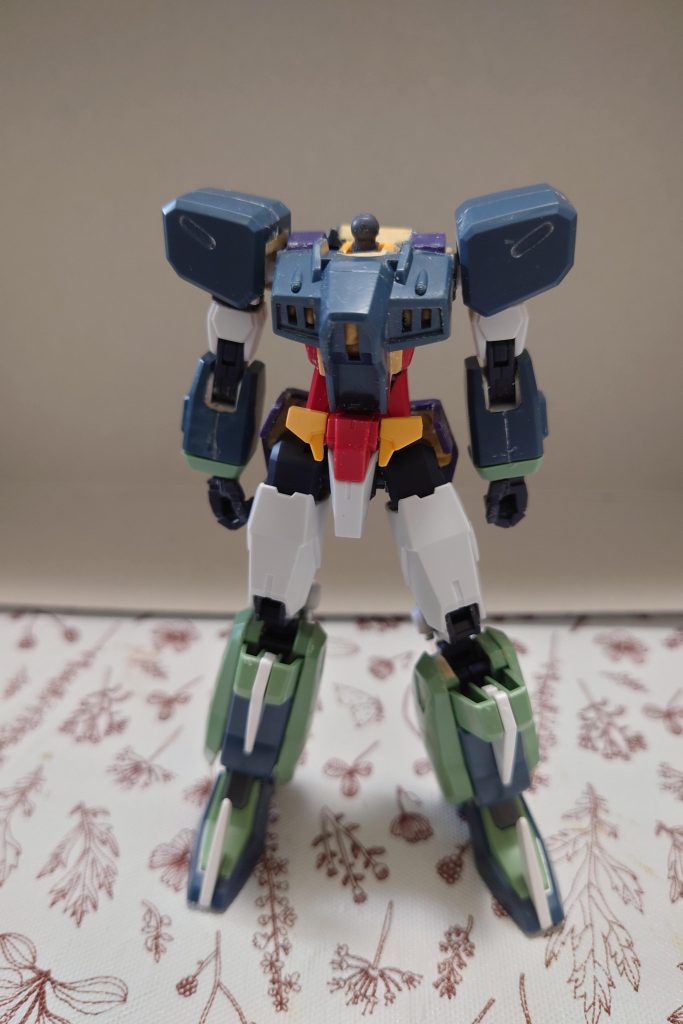 ボディ顔肩太腿はコアガンダムより