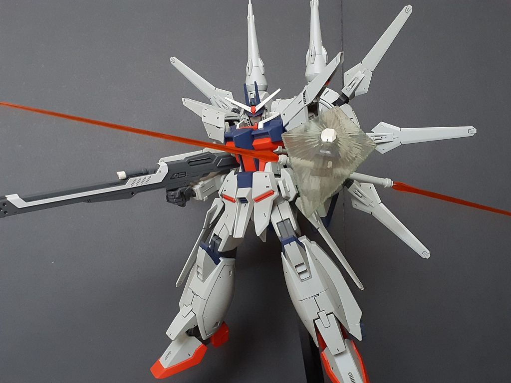 プロヴィデンスのようなラスボス感がなくストフリにダメージを与えられず終わったので影は薄めな印象ですがデザインが洗練されてる感じはするので結構好き。