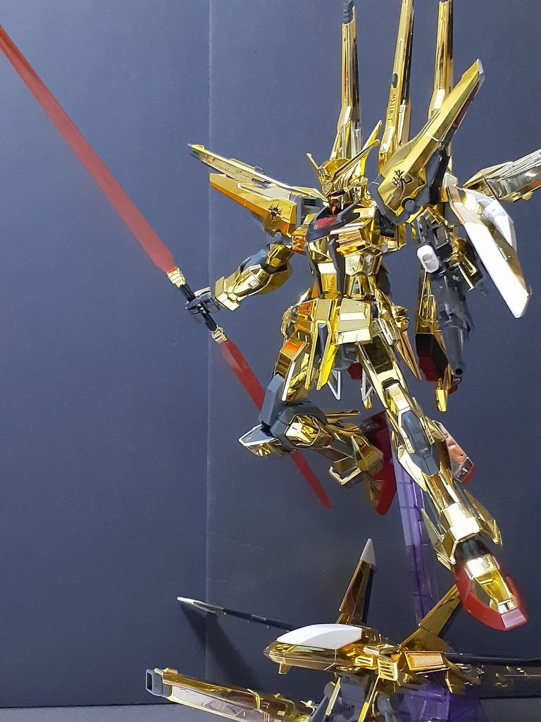 全身金メッキでオオワシとシラヌイ両方ついて6000円ほど高いと思ったけど今考えると破格だったんだなぁ。今じゃ絶対無理でしょ