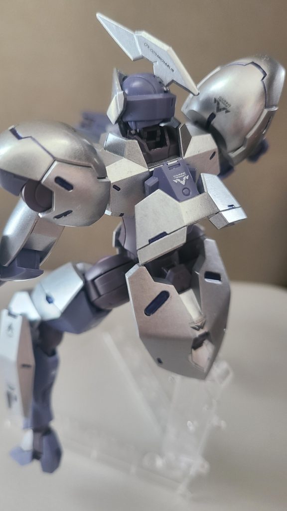 前も後ろも配線等は外からは全く見えません。