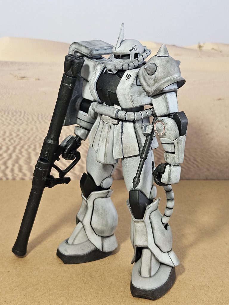 DVDで見ると、汚れでは無く自分で炭を塗ったようなウェザリング調なのですが、私は技術が無いためリアルなウェザリングで表現しました。