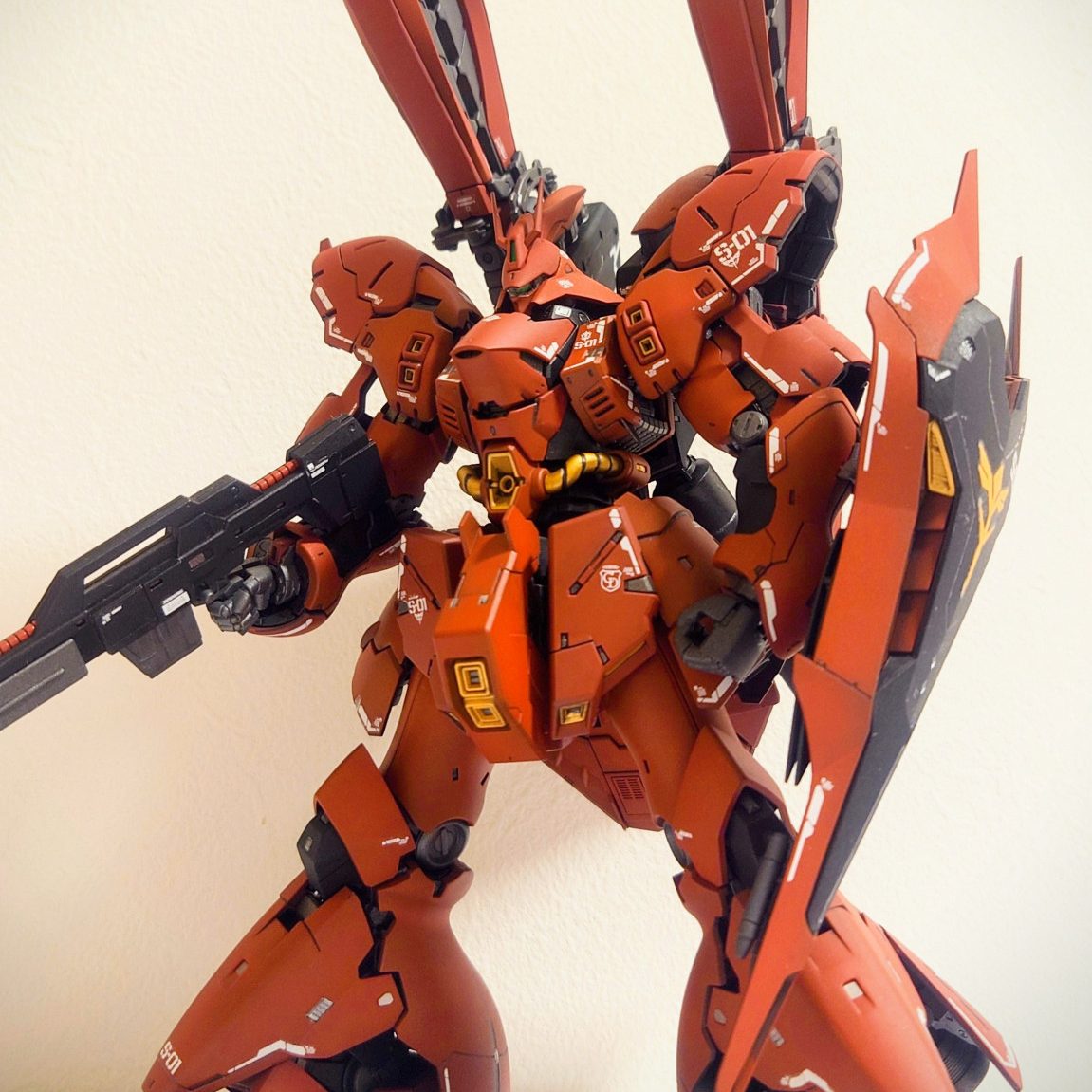 RG 1/144 MSN-04FFサザビー①｜@tadopi_さんのガンプラ作品｜GUNSTA 