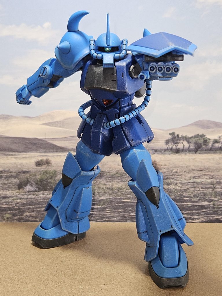 成型色に艶消し、ウェザリング、スミ入れだけですね……