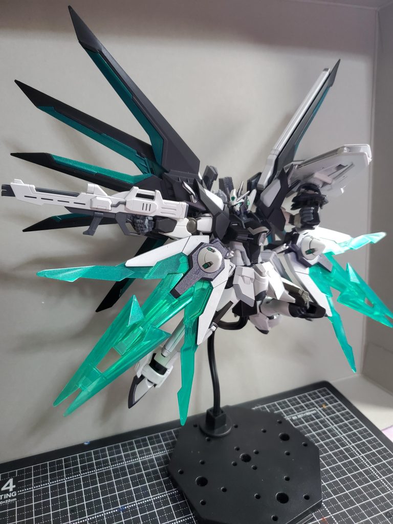 取り敢えずSEEDのタイトルバックっぽいやつ