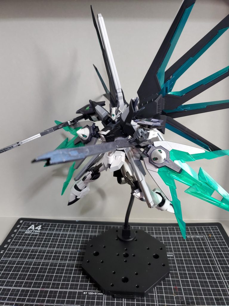 劇場版デスティニーがカッコよすぎたので、長物装備です。一応ライフリ準拠のスラスターにも換装できるようにはなってます。