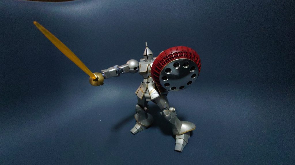 盾のミラー感はいい!