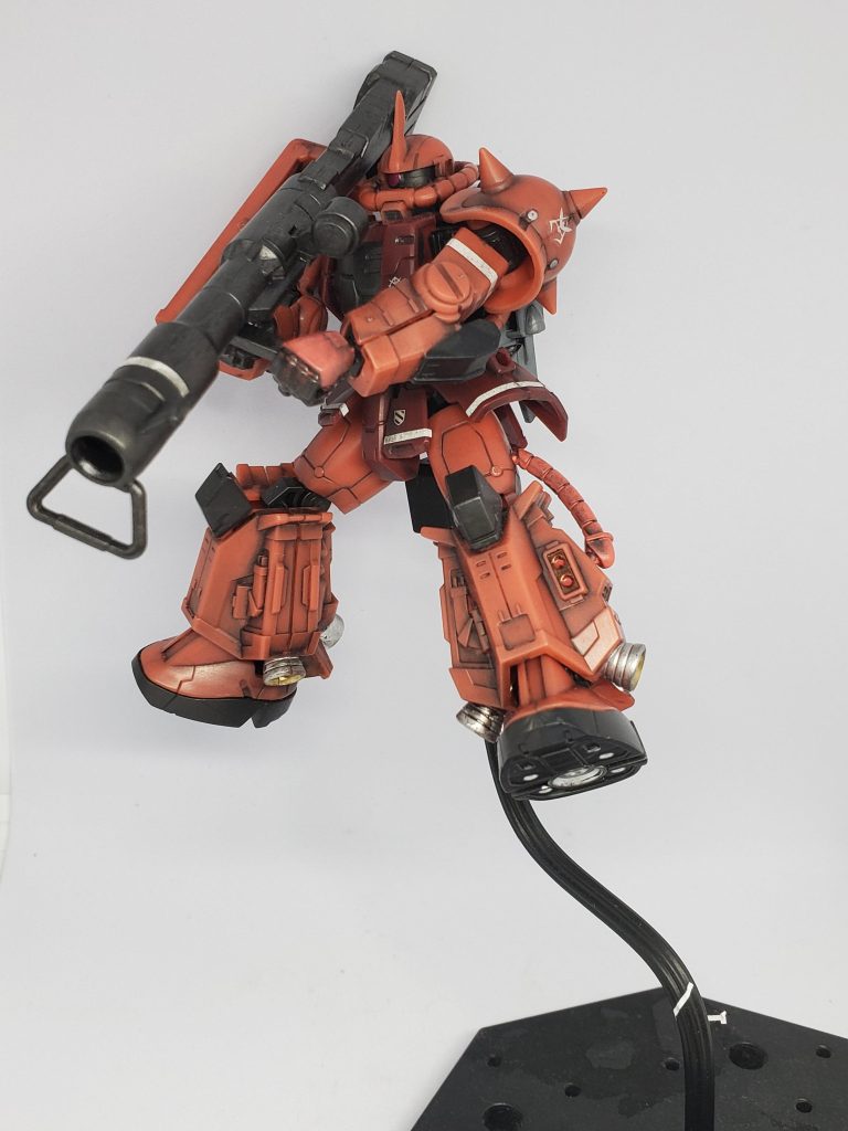 武装はドムからジャイアントバズ借りてきました。