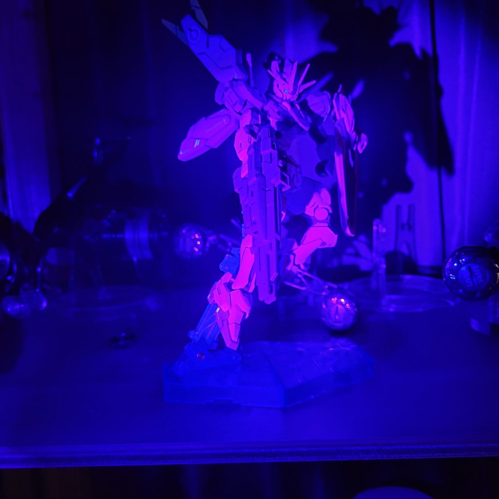 水星の魔女 エアリアル改修型–5枚目/制作者：ライトシアン