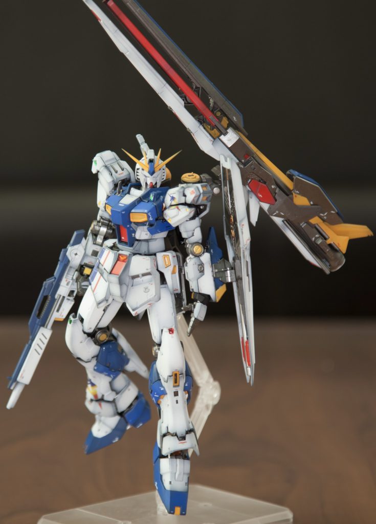 バンダイが頑なに水転写式デカールを売らないので中華製デカールを使用しました。