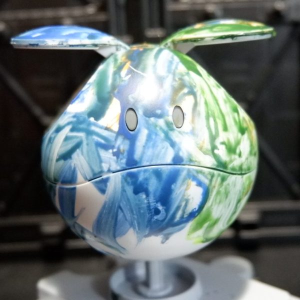 地球ではありません。嫁が作り、子供が色塗りしたハロです（ペインティングモデル）