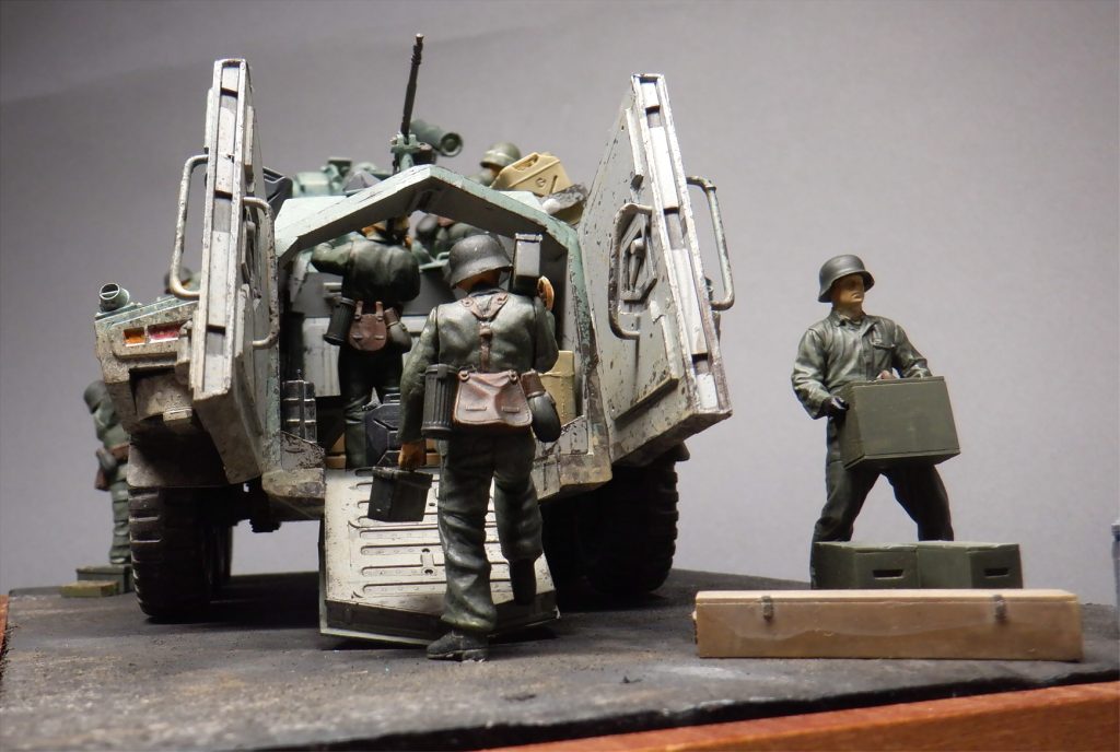 「撤退準備」–9枚目/制作者：onibi