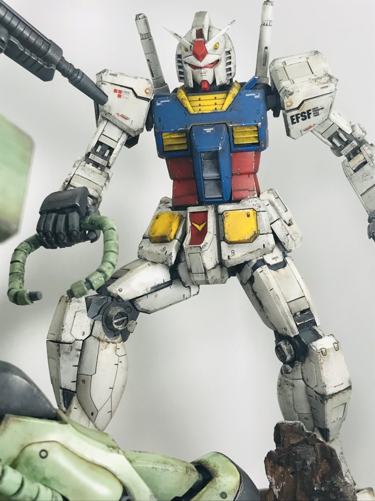 このガンダム Ver.3.0は…私がガンプラ復帰初期に、当時ボークスの個人販売ボックスで売られていた、パチ組組み立て済を1500円で購入したものです