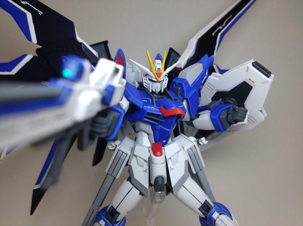 延長加工やディテール追加などはせずストレートに組みました｡ただ後程説明しますがシールドブーメランのウイングの肉抜き部のみ埋めています