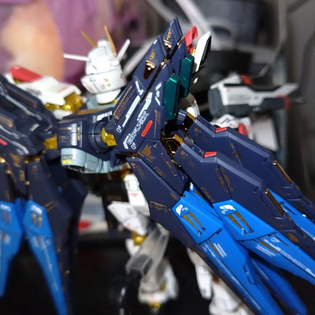 ３Dメタリックシールというのをはじめて使ってみました粘着強い上にワンポイントあるだけで存在感がぐっと上がる気がします