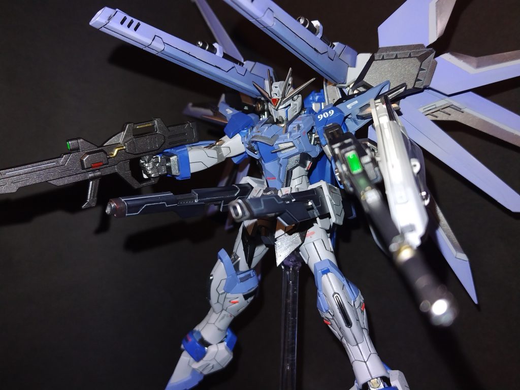 ライジングフリーダムガンダム–3枚目/制作者：@MasaXya