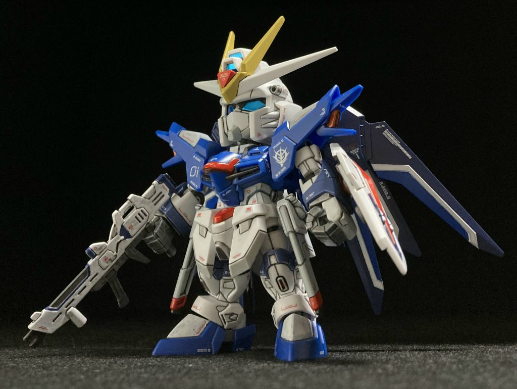 以下、ざっと製作レシピです。・付属シール:頭部のみ使用(センサー、カメラアイ)・各パーツ:パネルラインの掘り直し・デカール:水星の魔女汎用、UC汎用、RBコーション赤&白・トップコート:水性ホビー(半光沢)