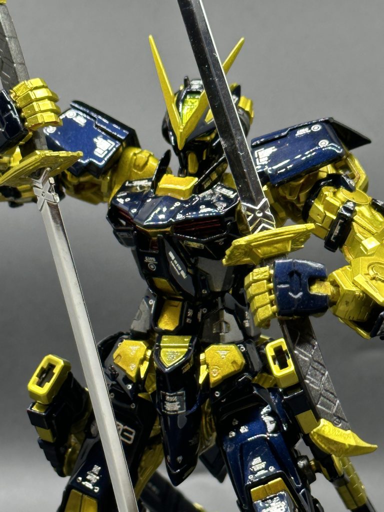 デカールはガイアから出ているシルバーのシート使用であとはただ塗装したのみ