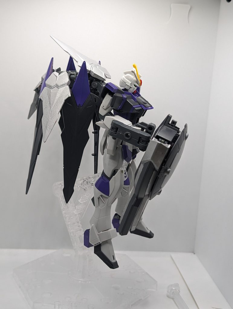 武装はシールドと忍パルスのマントのみ攻撃方法はシールドで殴るだけ