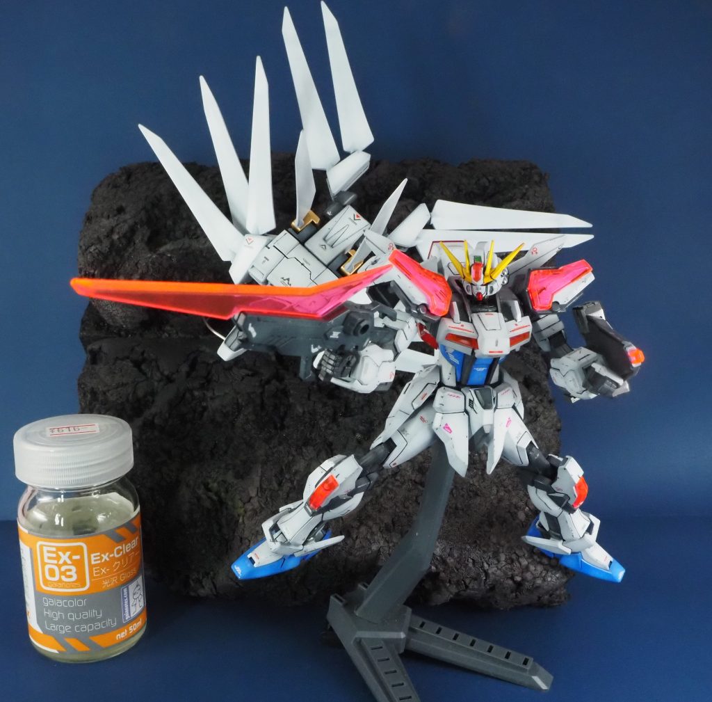 ライフルにもソードにもなる専用武器には大きめのエフェクトがつきますので、二刀流や二丁拳銃にすると派手さが大きくアップ