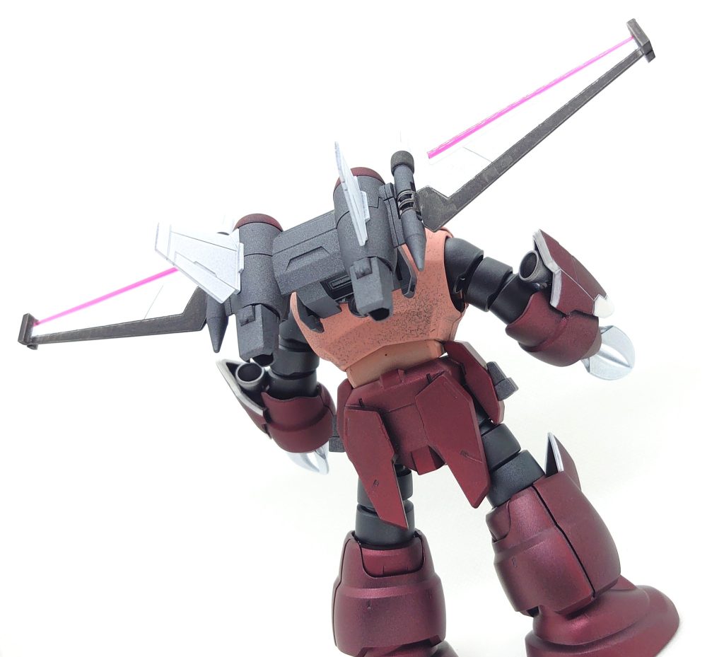 背部リフターはウィンダムのジェットストライカーをベースに製作しました。腕部にバーニアを取り付けて突撃力を上げていますw