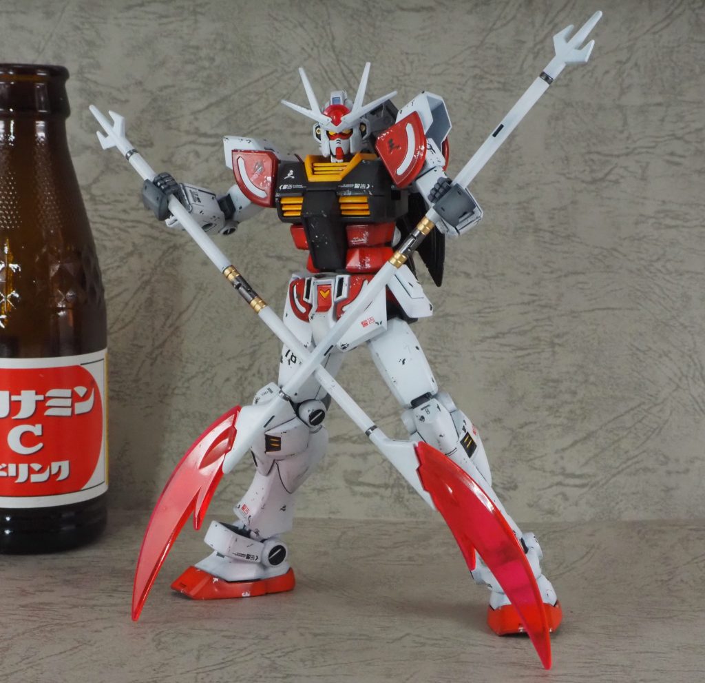 キットは弐号機、参号機、それと通常のガンダムのコンパチとなっています。弐号機も別に組んだので、余った薙刀で二刀流