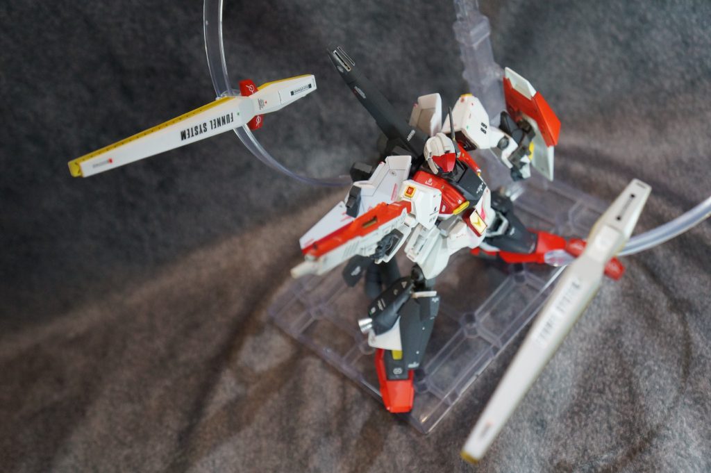 二対しか同時に運用できないが、攻撃力は高く、パイロットの力量と合わせて十二分の性能を発揮することができた。