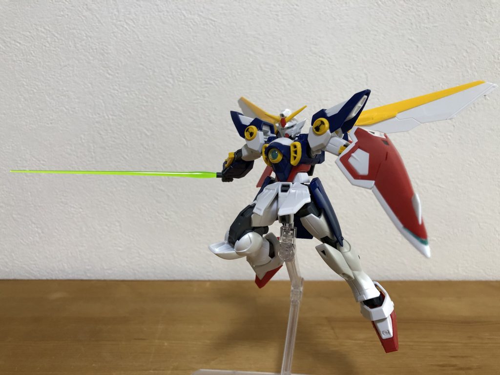 ここからはウイング&ゼロ+αでいろいろなポーズを。