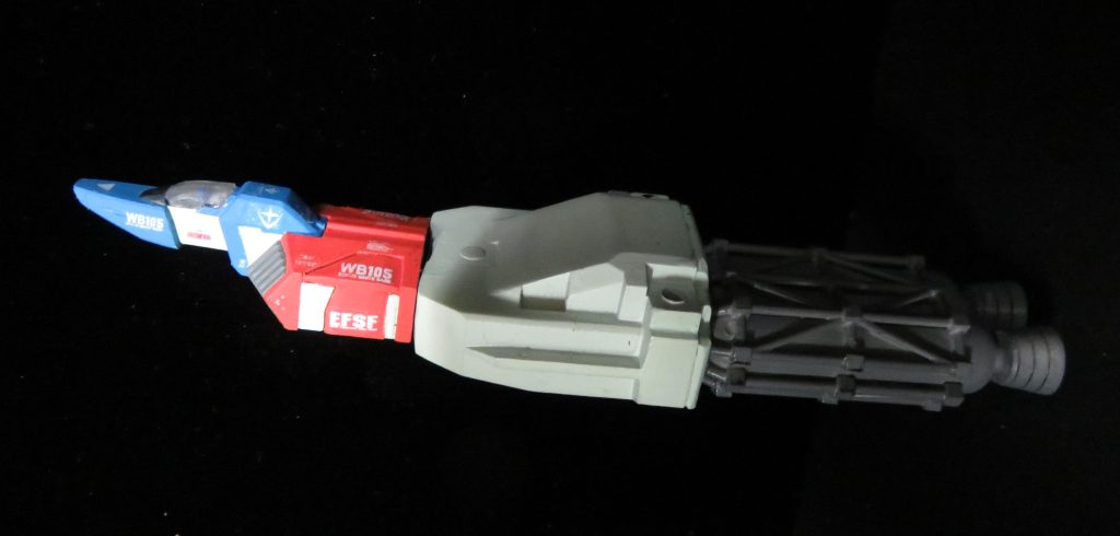 ガンダムへ飛行ユニットを合体させた後、その内部のコアユニットとコアファイター(強襲型ブースター)