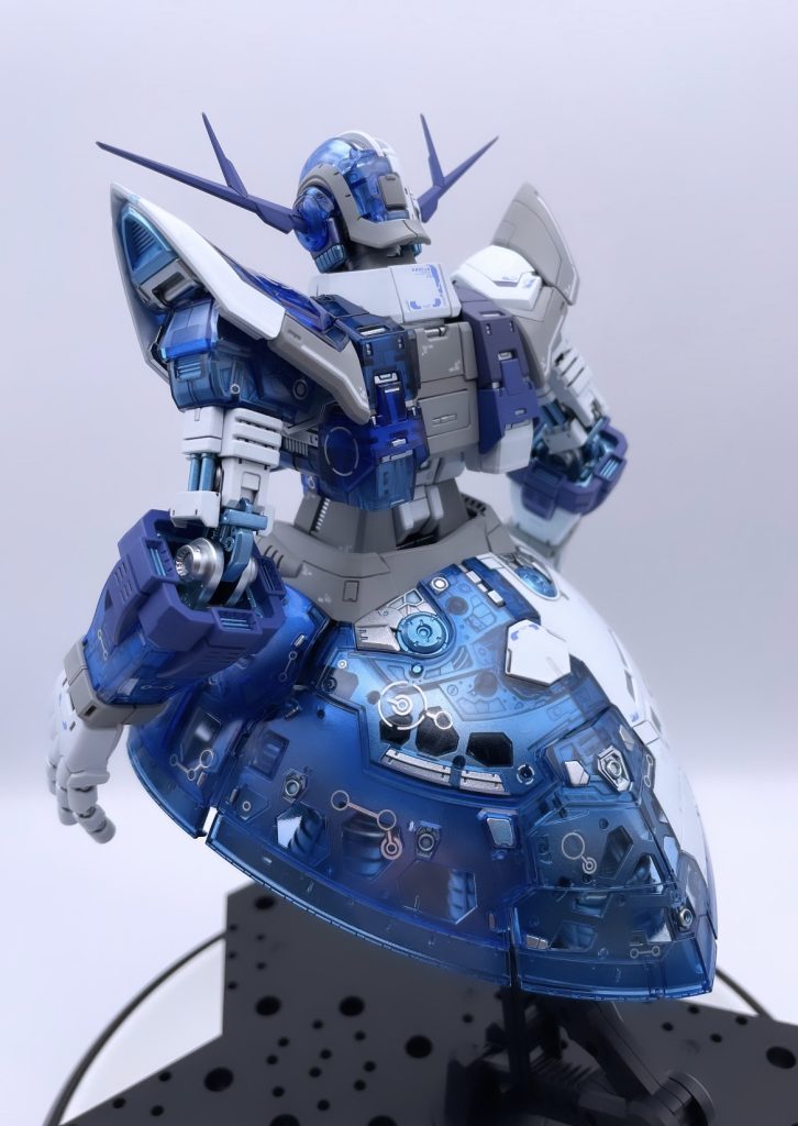 背面はメカメカしさがより映える…(´-ω-)