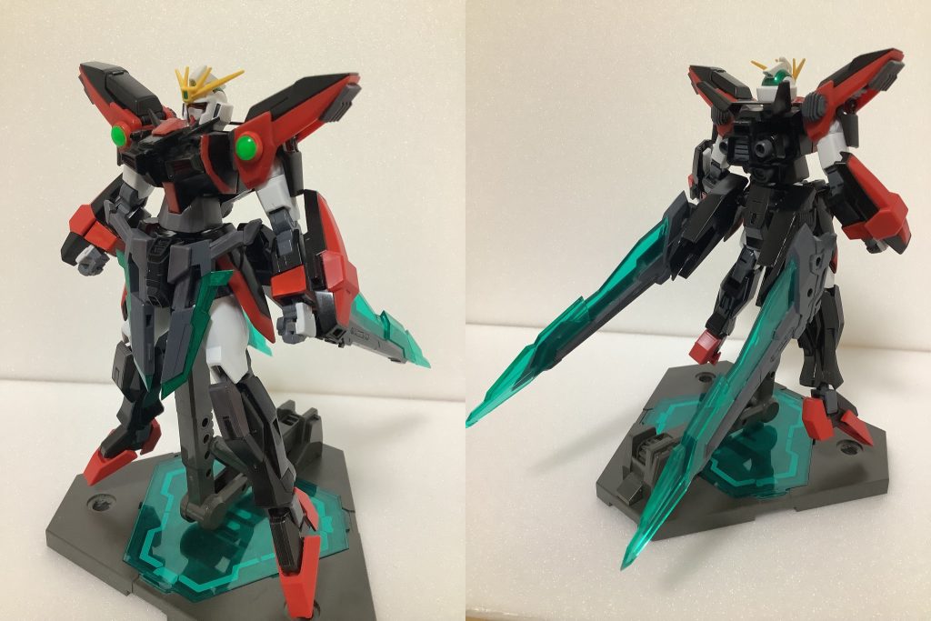 フロント/リアビュー胸部にマシンキャノンとクラビカルアンテナを装備している。周辺に散布・自機に付与されたGN粒子を制御する。